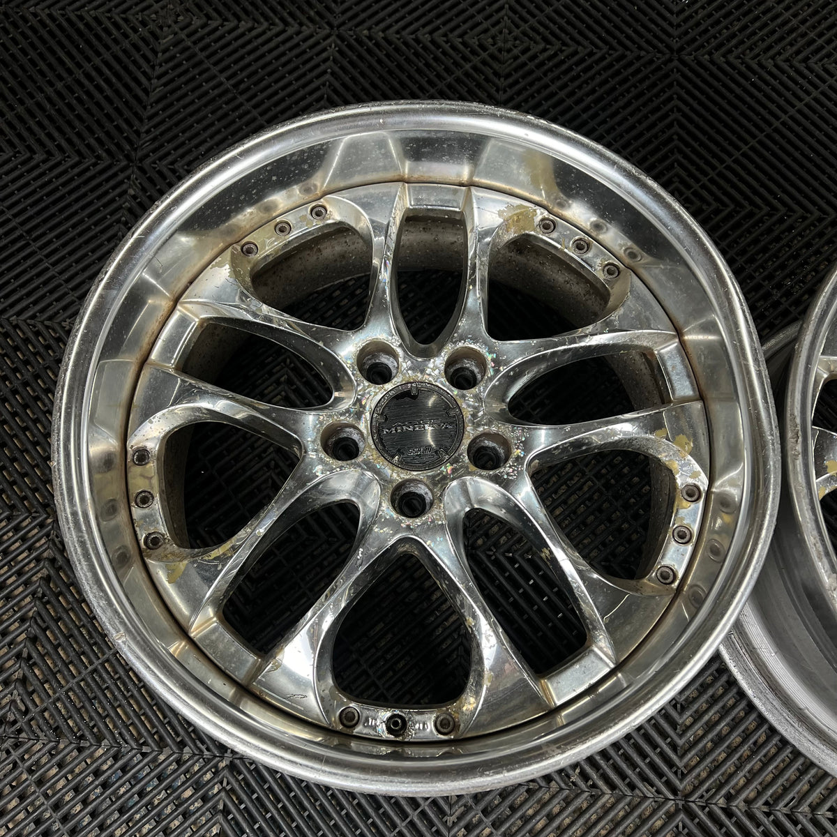 SSR Agle Minerva PAIR (2) / 5x114.3 / 18x9 +37 – Parts From Japan