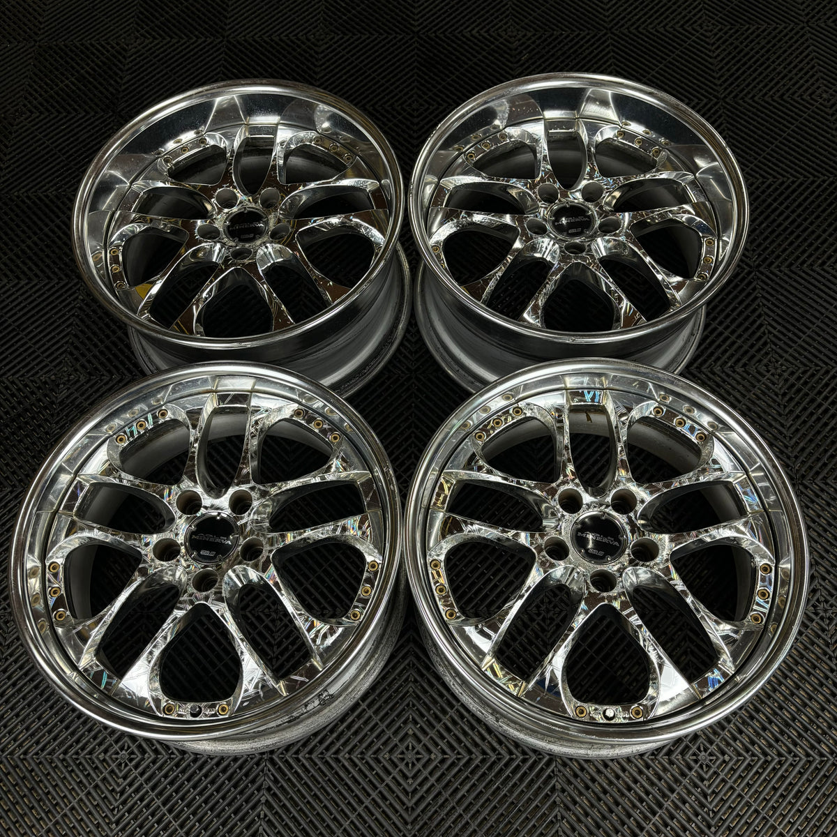 SSR エイグル ミネルバ (AGLE MINERVA)18x10J SSR エイグル ミネルバ (AGLE MINERVA)18x10J - メルカリ