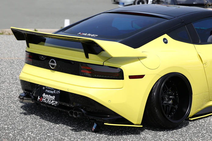 ひーちゃん 326 POWER Manriki Trunk Wing for Nissan RZ34/400Z – Parts From Japan