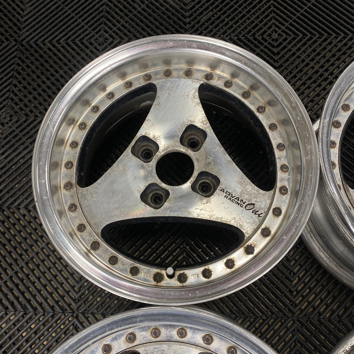 Advan Racing Oni 4x114.3 15x7 +15 – Parts From Japan