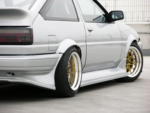 Tec-Arts | Rear Fender Flares for Toyota AE86 Trueno