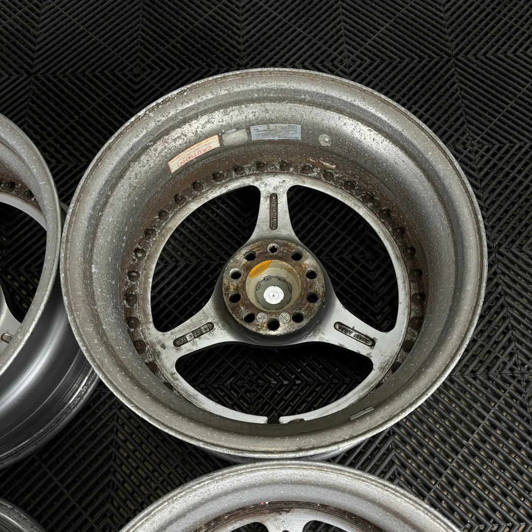 Enkei RS-3 / 5x114.3 / 17x8 +35 & 17x9 +35