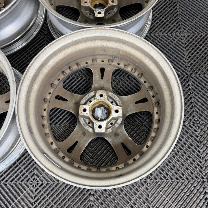 Weds Kranze Cerberus 1 | 4x100 | 17x8+38
