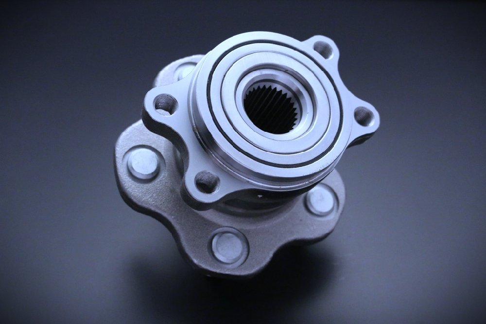 D-MAX | D1SPEC Rear Hub Set for Nissan S13 / 180SX / 240SX / S14 / S15 / Skyline R32 R33 R34 / Laurel C34 C35 / Stagea C34
