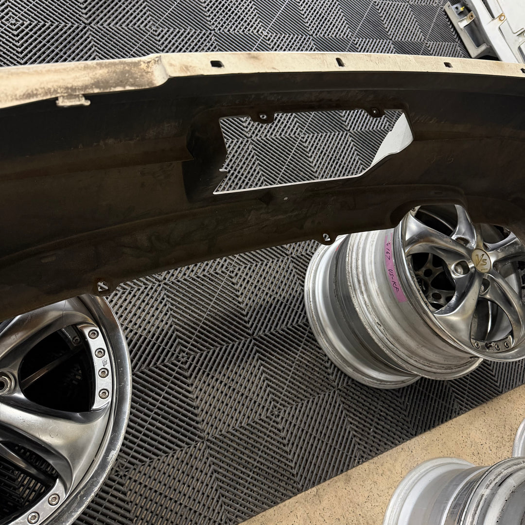 IN STOCK! Oem Body Kit for Nissan Silvia S15 (Front bumper, Rear Bumper, Side Skirts)