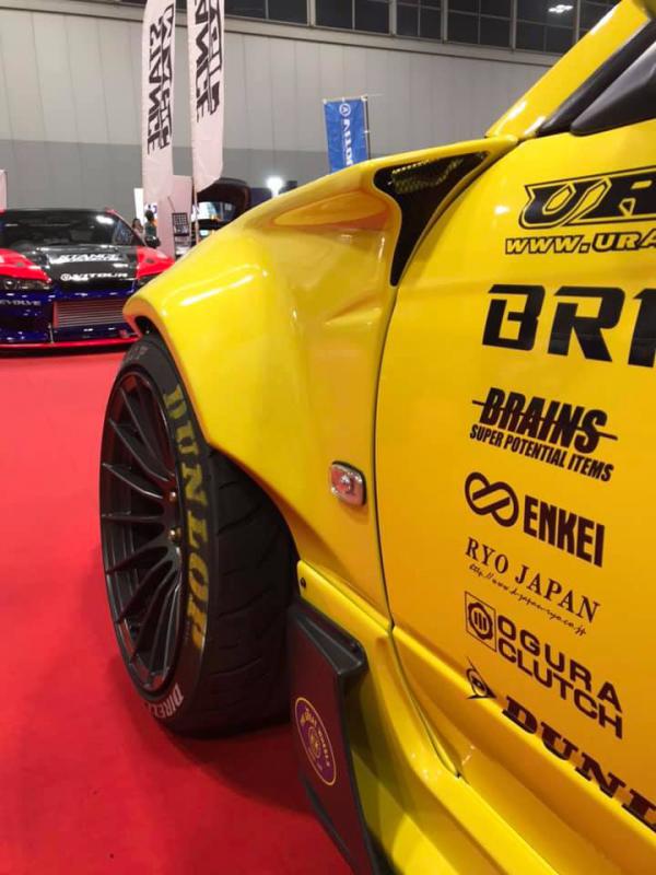 URAS | Type GT Front Fenders +75mm for Nissan Silvia S15