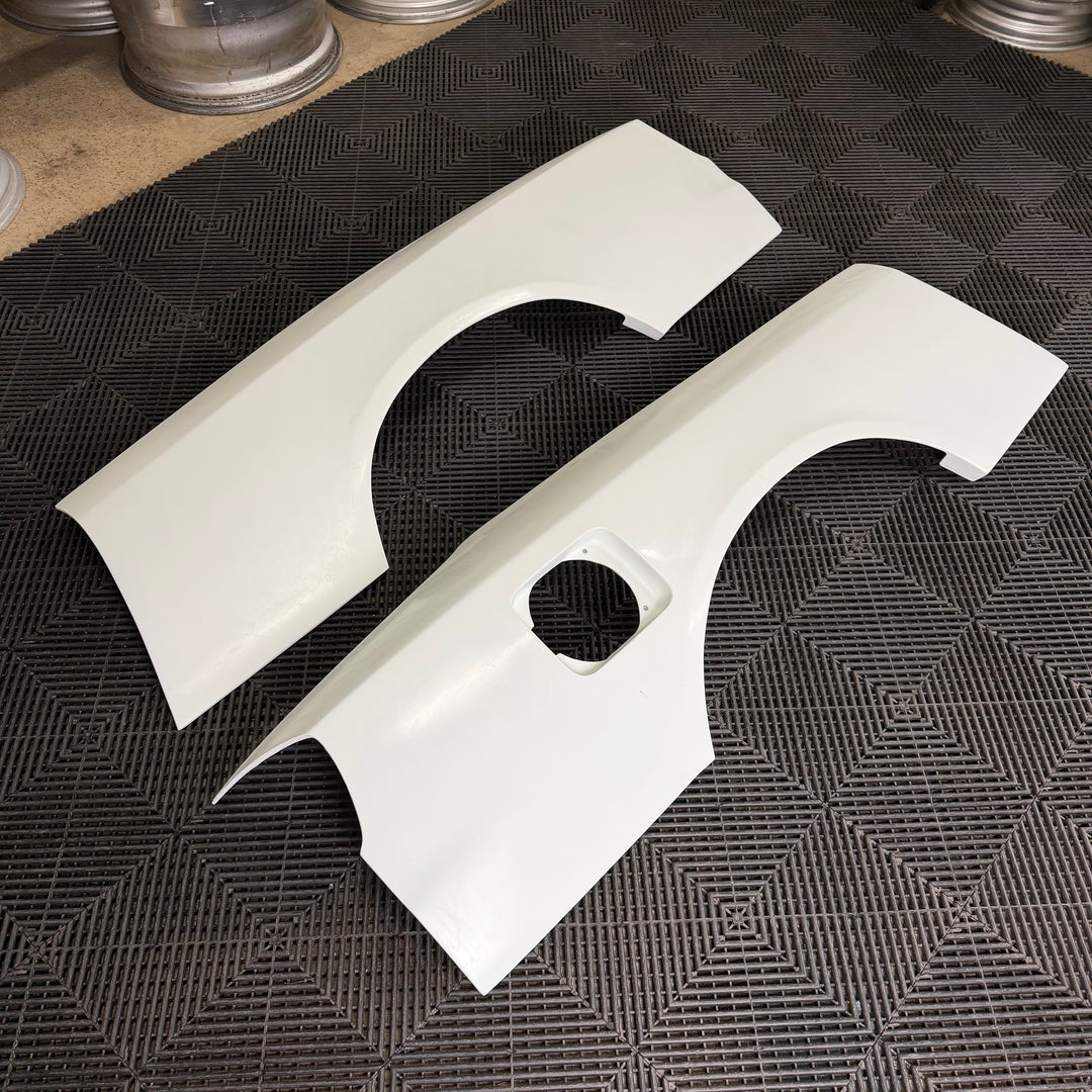 326POWER Gachabari Medium 2 Rear Fenders 55mm for Nissan S15