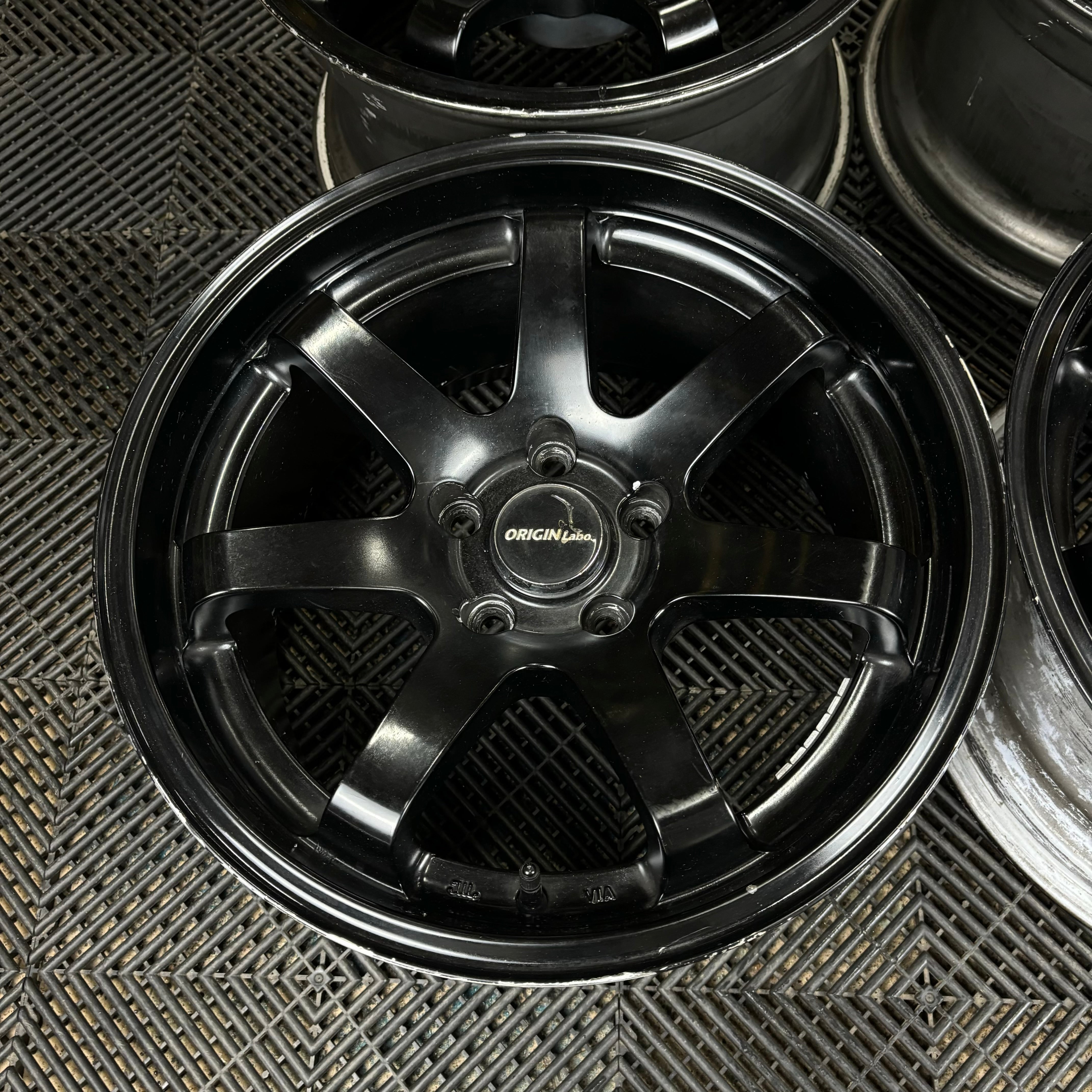 Origin Lab DNA-01 / 5x114.3 / 17x9 +30 & 17x9.5 +15 – Parts From Japan