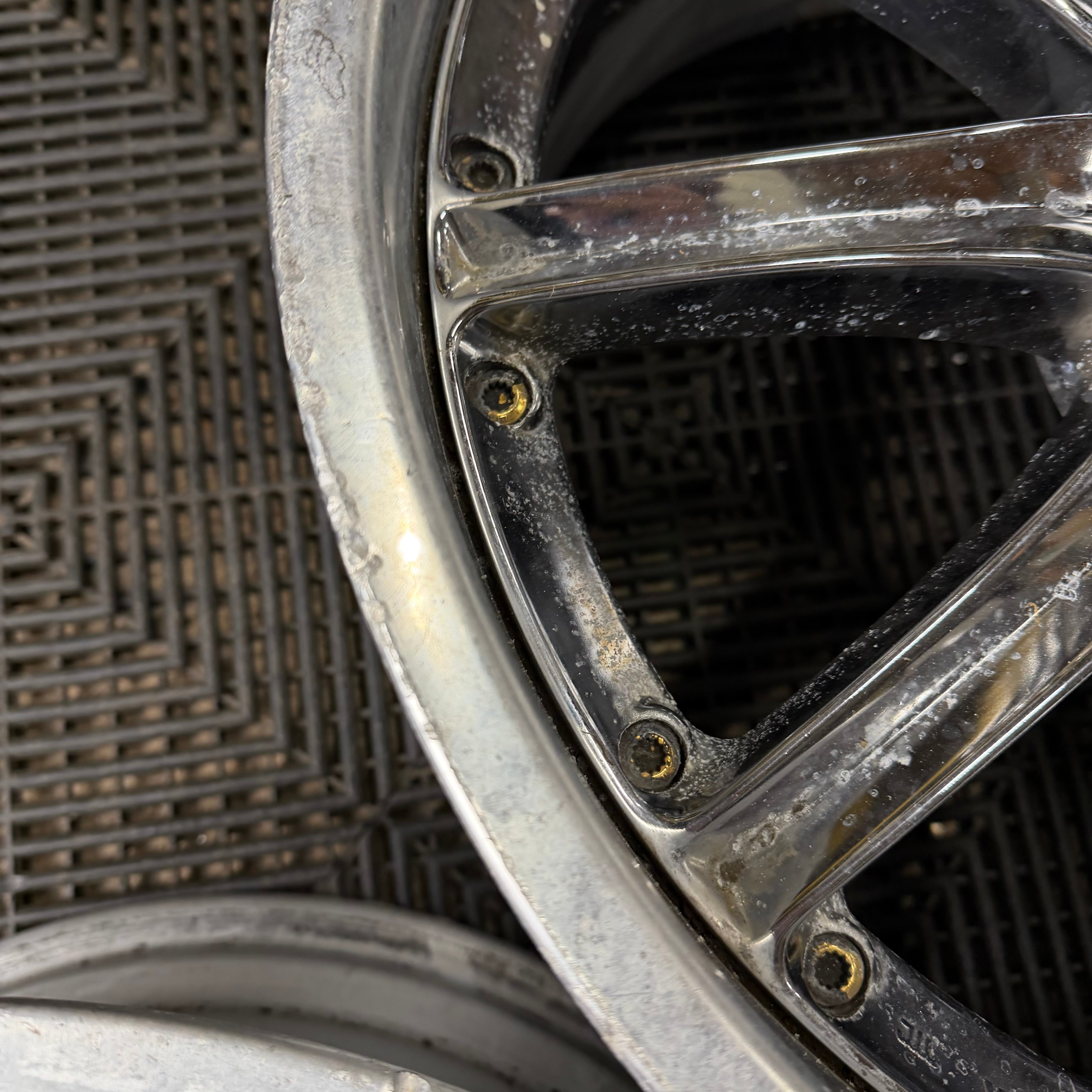 Weds Kranze Shoki / 5x114.3 / 19x8.5+41 & 19x9.5+44 – Parts From Japan