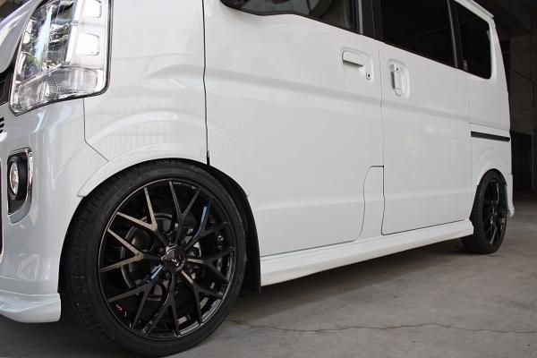 Garage Vary | Low-Form Fender Trim for Suzuki Every DA17