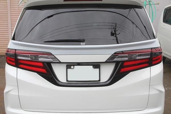Garage Vary | Tailgate Spoiler Urethane for Honda Odyssey Absolute (RC1/RC2/RC4) - Image 3