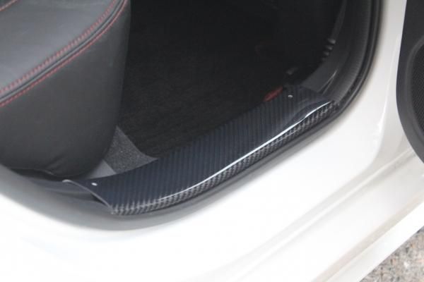 Garage Vary | Rear Scuff Plates - Pre-Facelift for Mazda Axela / Mazda3 BM