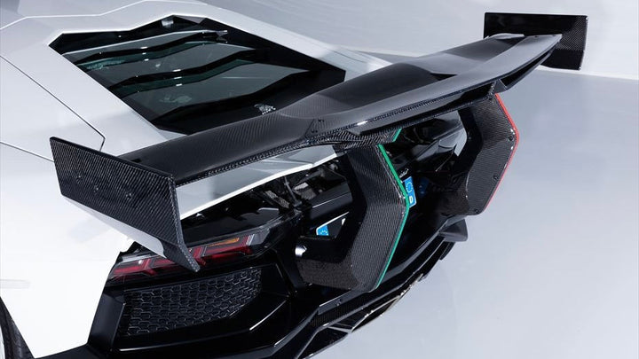 AIMGAIN GT PERFECT BODY KIT LAMBORGHINI AVENTADOR - (CONTACT FOR PRICING)