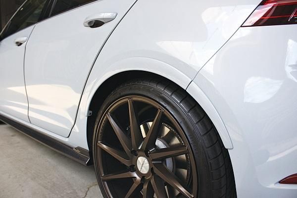 Garage Vary | Exterior Accessory for Volkswagen Golf Mk7