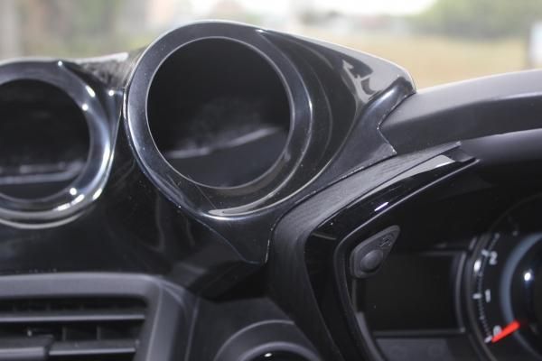 Garage Vary | Gauge Hood Carbon for Honda S660 (JW5) - Image 2