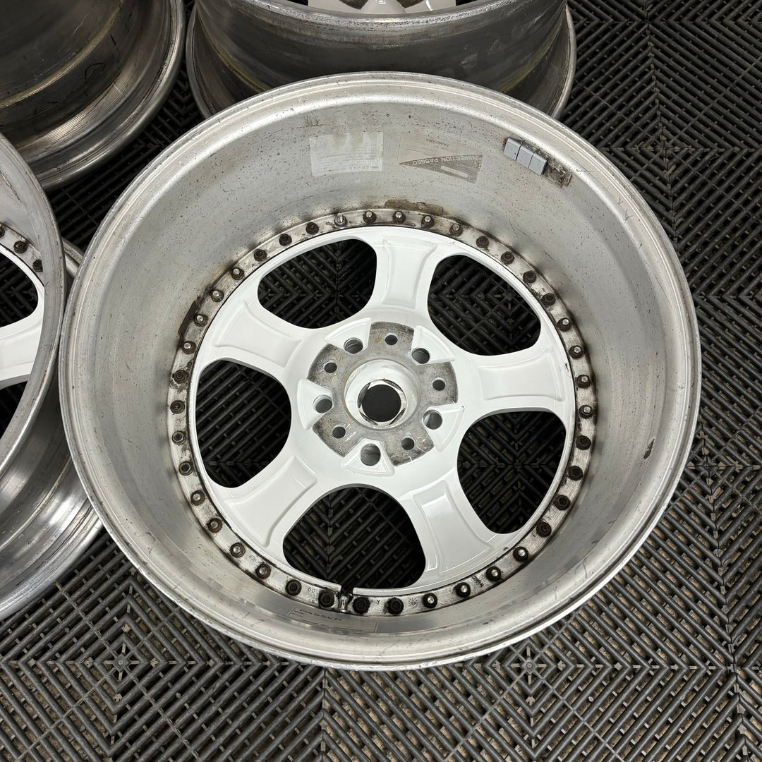 Work Evolution Stitch

5x114.3

18x8.5 +35

18x10.5 +19