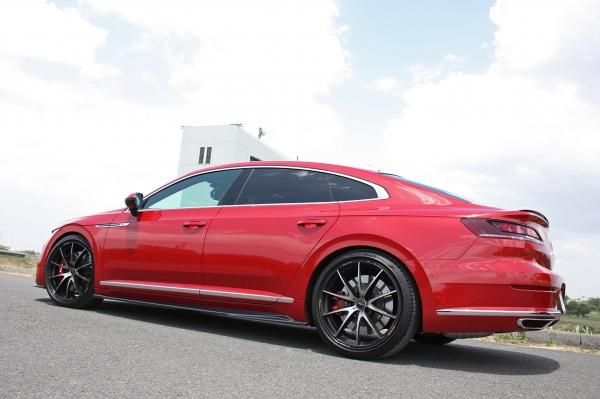 Garage Vary | Side Skirts (Carbon Fiber) for Volkswagen Arteon
