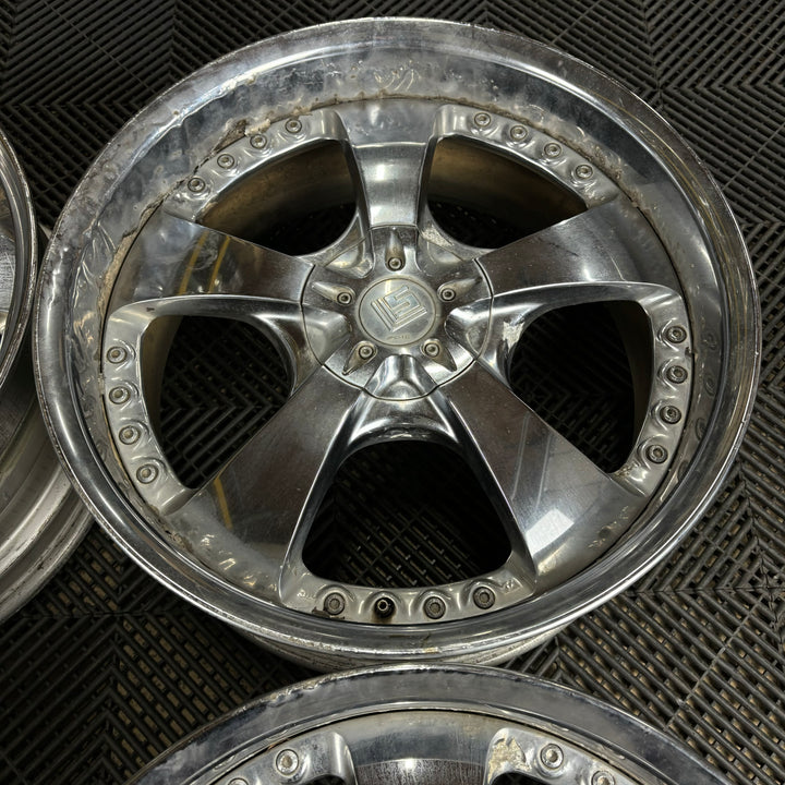 Work LS 105s / 5x114.3 / 19x8.5 +30