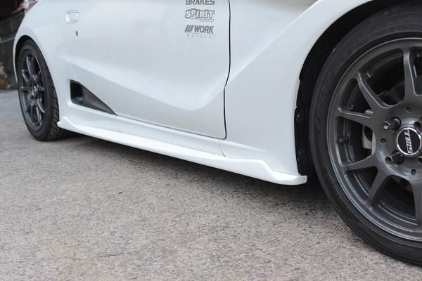 Garage Vary | Side Skirts Type 2 FRP for Honda S660 (JW5) - Image 4