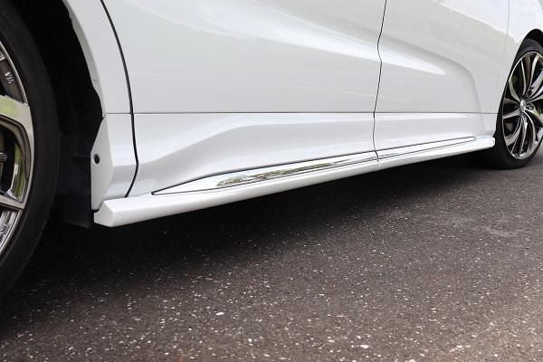 Garage Vary | Side Skirts FRP for Honda Odyssey Absolute (RC1/RC2/RC4) 2013-2020 - Image 6