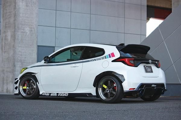 Garage Vary | Side Skirts Twill Weave Carbon for Toyota GR Yaris Kouki (GXPA16) - Image 2