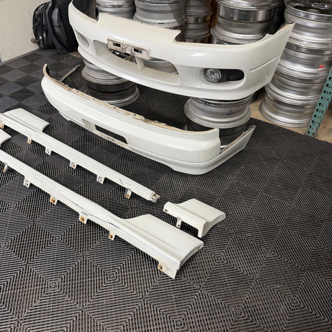 IN STOCK! Oem Body Kit for Nissan Silvia S15 (Front bumper, Rear Bumper, Side Skirts)