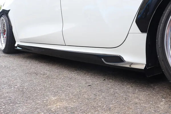 Garage Vary | Side Skirts for Toyota Yaris (MXPH10/KSP210)
