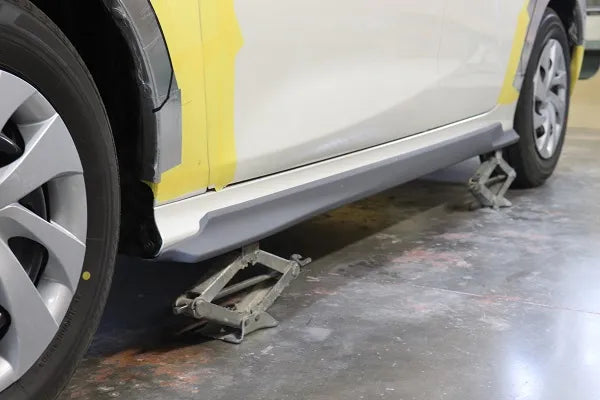 Garage Vary | Side Skirts for Toyota Yaris (MXPH10/KSP210)