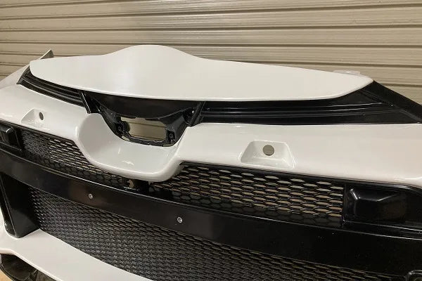 Garage Vary | Front Bumper for Toyota Yaris (MXPH10/KSP210)