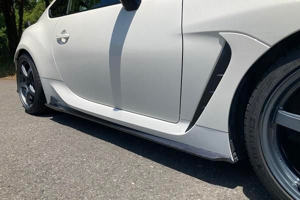 Garage Vary | Side Skirts Plain Weave Carbon for Toyota GR86 (ZN8)