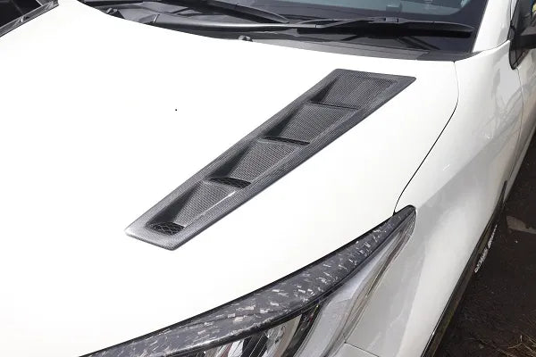 Garage Vary | Plain Weave Carbon Bonnet Duct with Rain Guard for Toyota Yaris (MXPH10/KSP210)