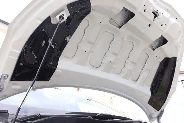 Garage Vary | Twill Weave Carbon Bonnet Duct with Rain Guard for Toyota Yaris (MXPH10/KSP210)