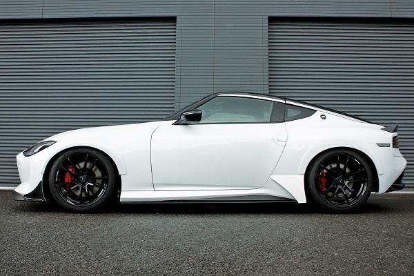 Garage Vary | Side Skirts FRP for Nissan 400Z (RZ34) - Image 3
