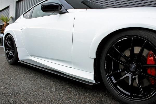 Garage Vary | Side Skirts Plain Weave Carbon for Nissan 400Z (RZ34) - Image 3