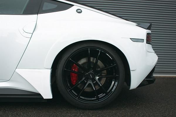 Garage Vary | Rear Side Garnishes FRP for Nissan 400Z (RZ34) - Image 2