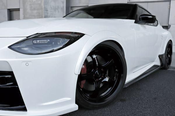 Garage Vary | Low Form Fender Flares Urethane for Nissan 400Z (RZ34) - Image 2