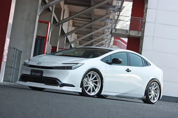 Garage Vary | Front Lip Spoiler for Toyota Prius (MXWH60/65)