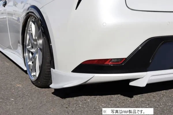 Garage Vary Rear Side Diffuser Carbon – Toyota Prius MXWH60/65 side view