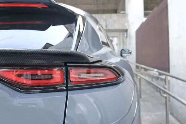 Garage Vary | Gate Spoiler Plain Weave Carbon for Toyota Crown Sport (AZSH36W)