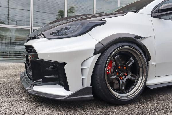 Garage Vary | Front Lip Spoiler Twill Weave Carbon for Toyota GR Yaris Kouki (GXPA16) - Image 2