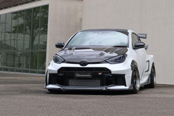 Garage Vary | Front Lip Spoiler Twill Weave Carbon for Toyota GR Yaris Kouki (GXPA16) - Image 4