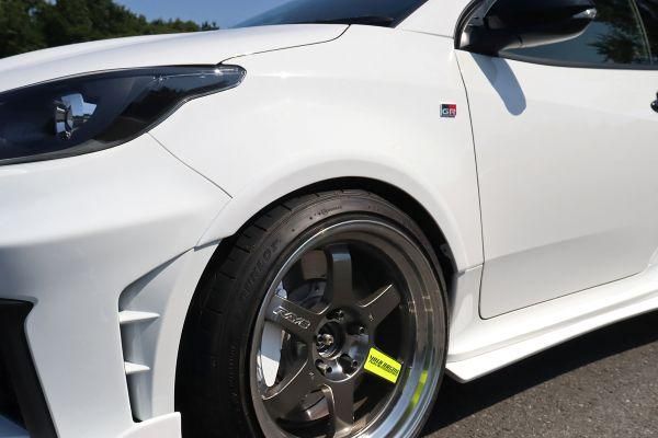 Garage Vary | Glide Side Skirts FRP for Toyota GR Yaris (GXPA16) - Image 4