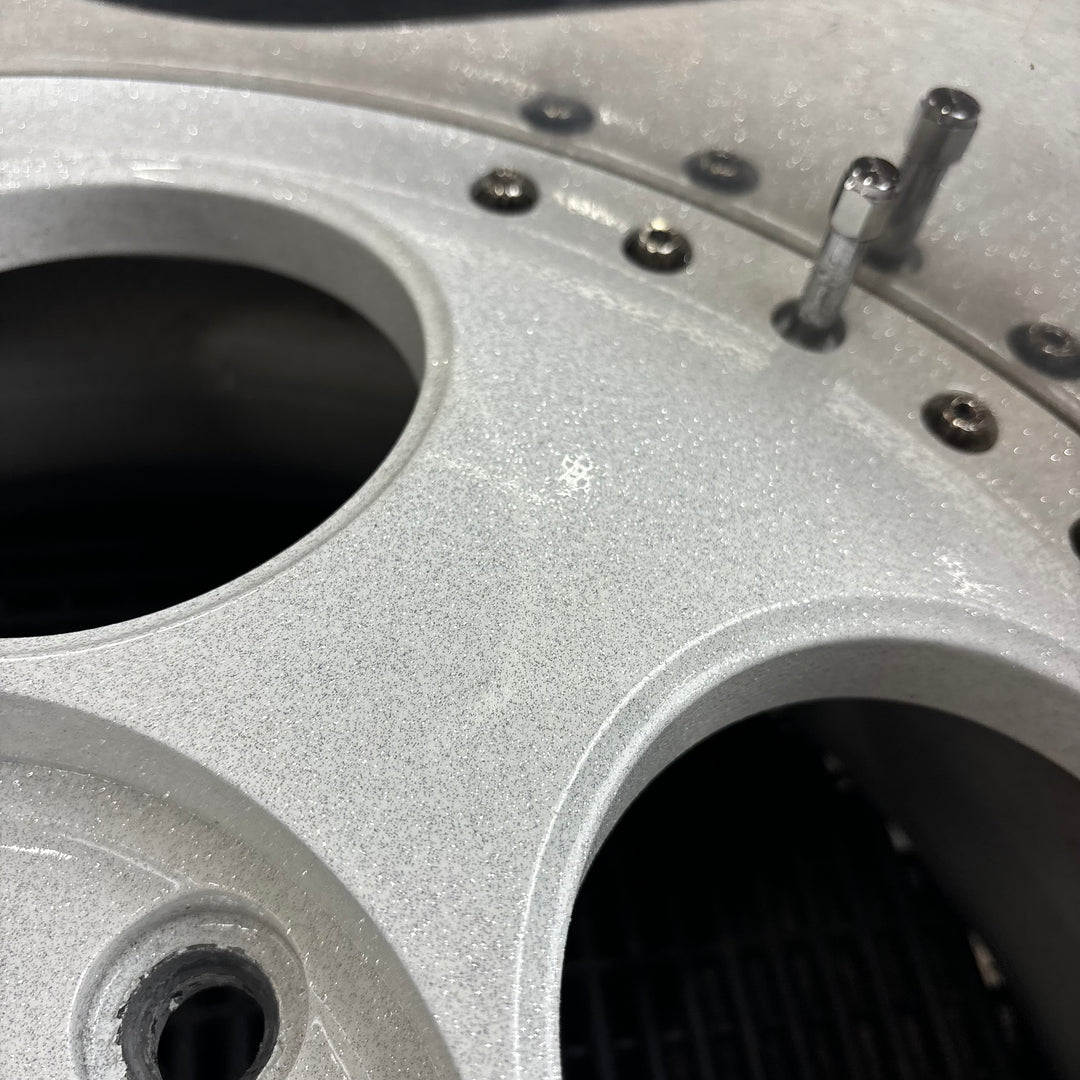 Concept Neeper Ghini

5x114.3

18x10 -16

18x11 -29
