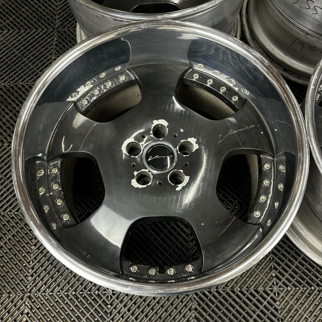 SSR Vienna Dish EV

5x114.3

19x11.25 +0