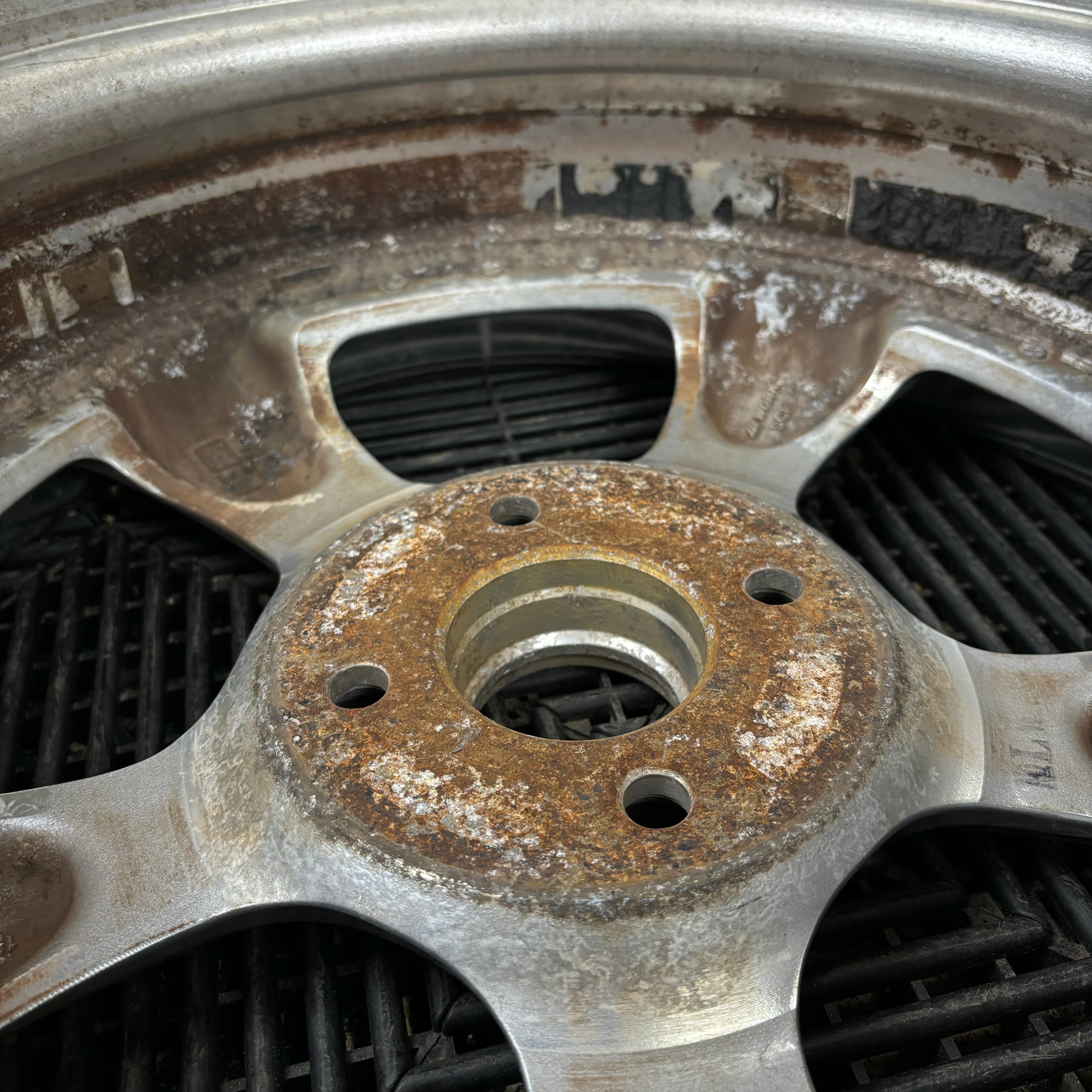 Work VS-KF PAIR (2) / 4x100 / 15x6 +44 – Parts From Japan