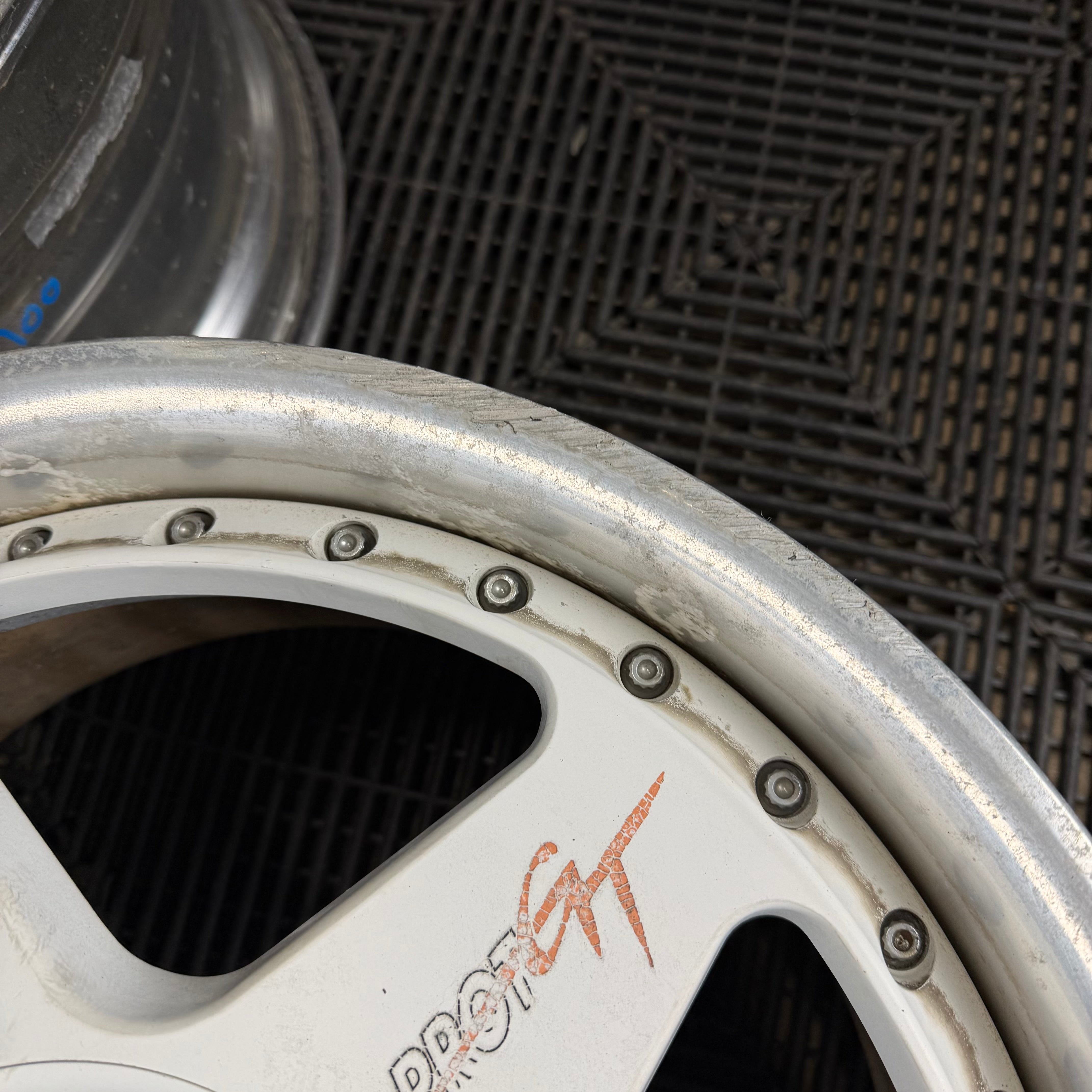 SSR Hasemi PROT-GT / 4x114.3 & 5x114.3 / 17x8 +35 & 17x9 +37