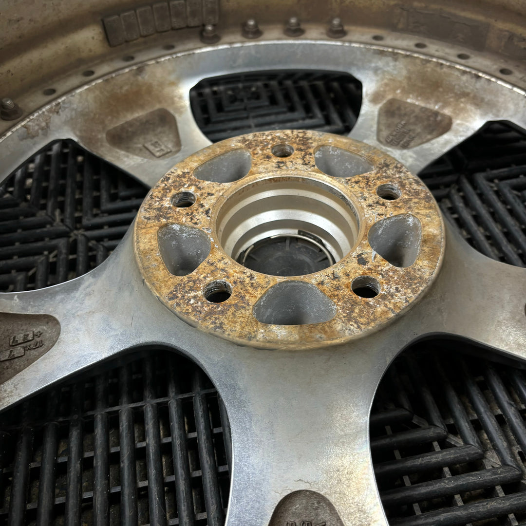 Work VS-KF PAIR(2)

5x114.3

17x7 +47