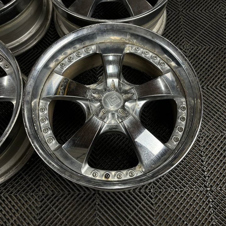 Work LS 105s / 5x114.3 / 19x8.5 +30