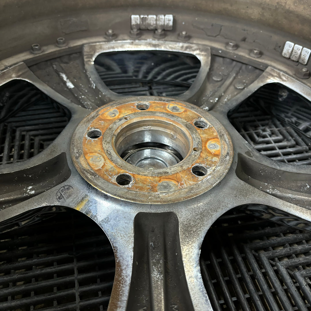 Work LS 105 / 5x114.3 / 19x8.5 +43 & 19x9.5 +43 – Parts From Japan