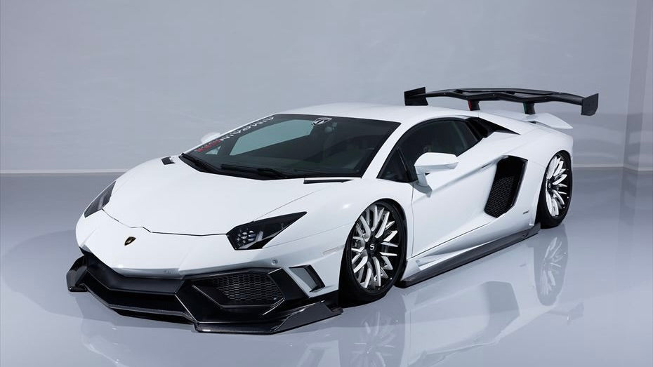 AIMGAIN GT PERFECT BODY KIT LAMBORGHINI AVENTADOR - (CONTACT FOR PRICING)
